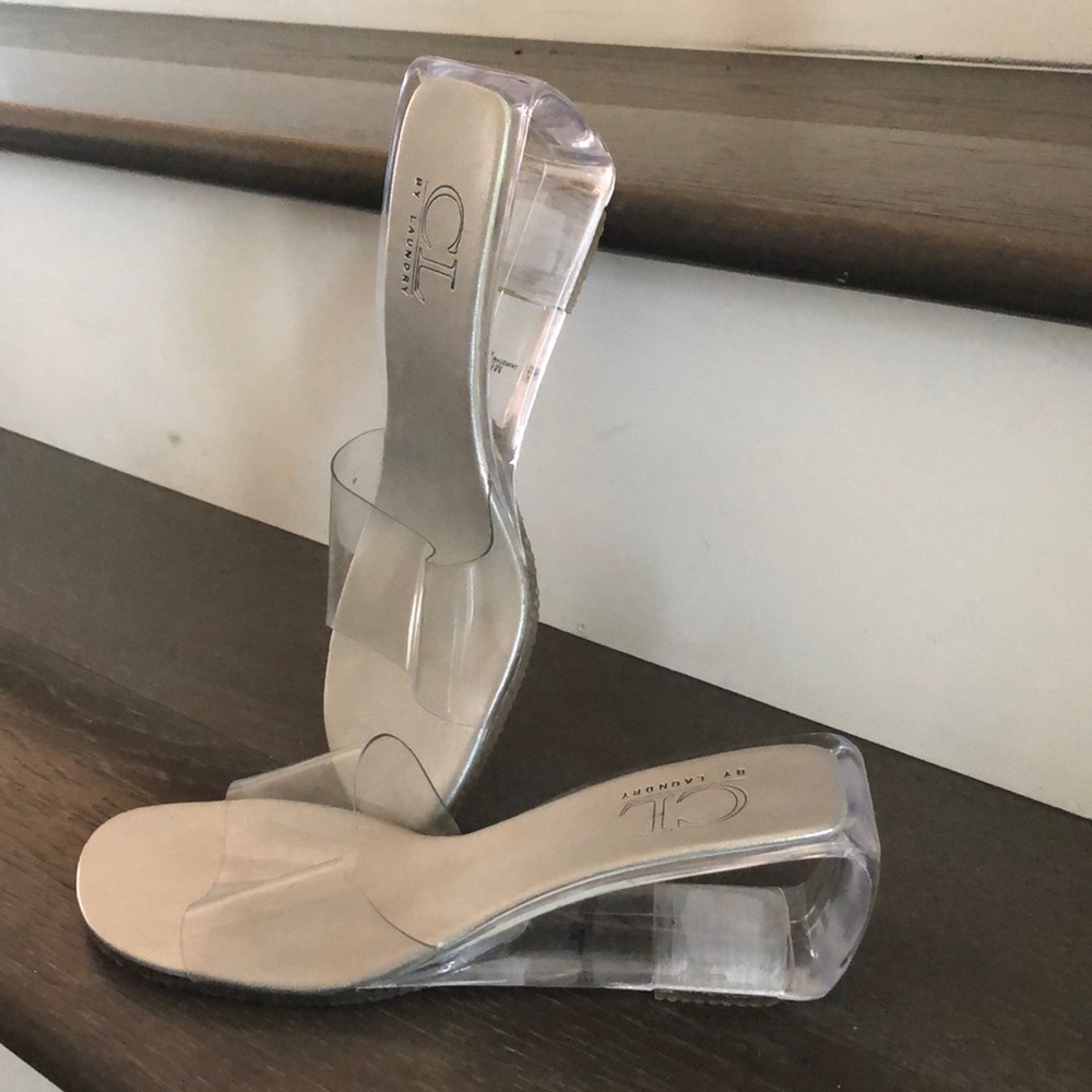 EUC clear low dress heels